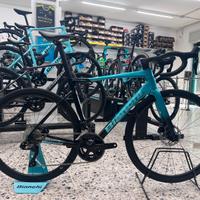 BIANCHI SPECIALISSIMA COMP 105 Di2 COLORE B9