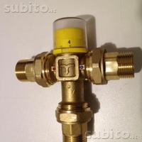 Miscelatore termostatico per impianti solari