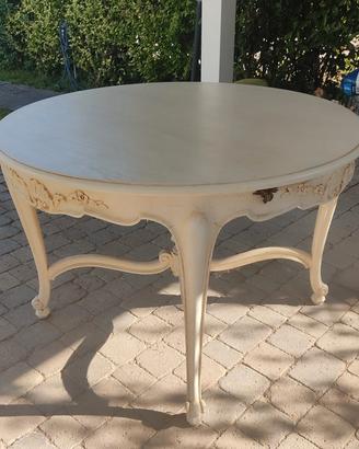 Tavolo e sedie shabby chic 