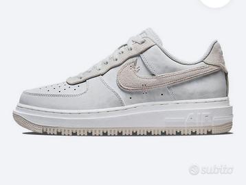 Nike Air Force 1Luxe