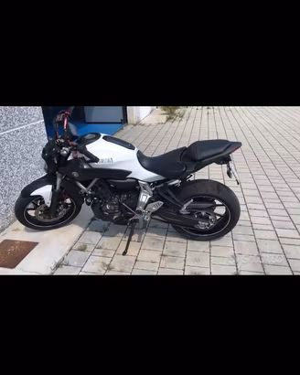 Yamaha mt-07