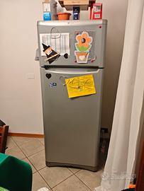 grande frigorifero INDESIT TEAAN 5 70cm