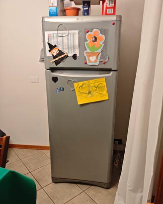 grande frigorifero INDESIT TEAAN 5 70cm