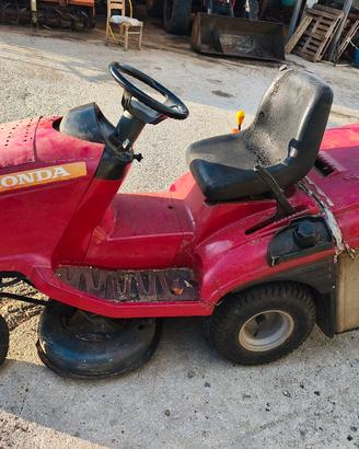 trattorino tagliaerba HONDA HF2315
