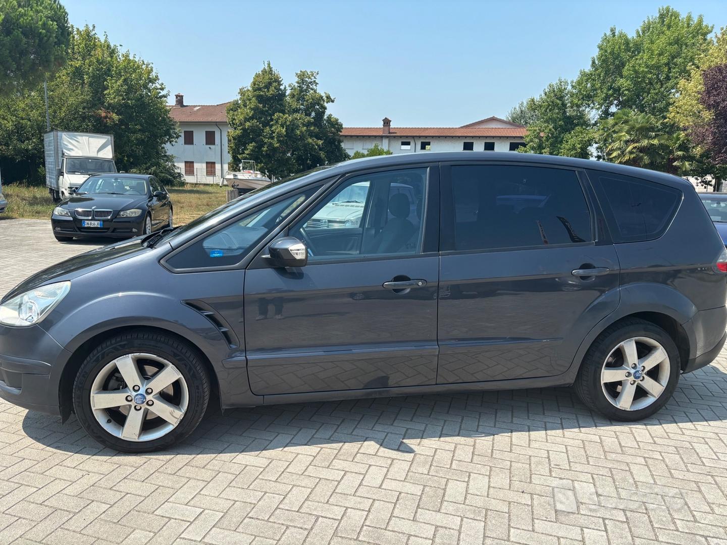 Ford S-Max 2008 photo 3