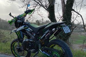 Aprilia sx supermotard