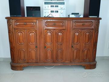 Credenza classica a 3 ante e 3 cassetti