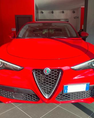 ALFA STELVIO 2.2JTDm SUPER 160CV RWD