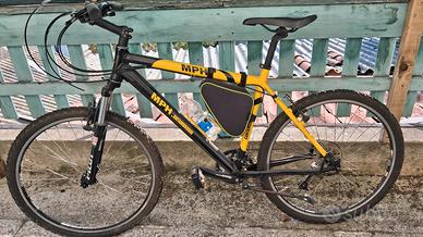 Mtb taglia L ruote 26 pollici