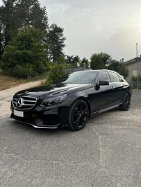Mercedes Classe E 220 premium berlina