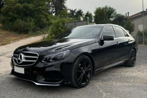 Mercedes Classe E 220 premium berlina