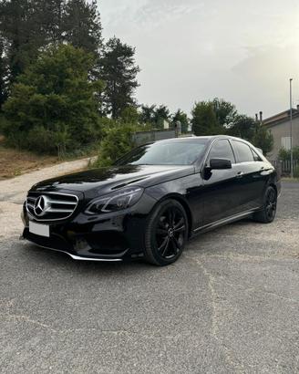 Mercedes Classe E 220 premium berlina