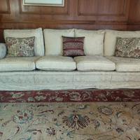 Divano 4 posti e 2 poltrone 