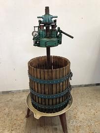 Torchio vendemmia per uva