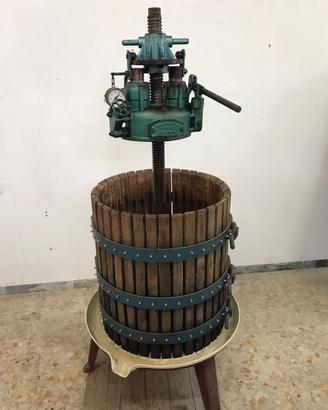 Torchio vendemmia per uva