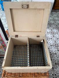 Scatola di legno da restaurare