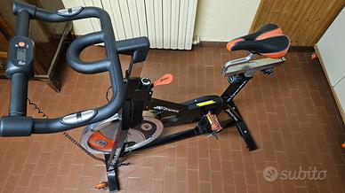 Spinbike Genius 4100 JK Fitness