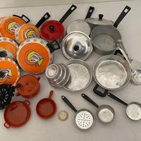 Pentole Miniature Bambole (25 Pezzi) Vintage