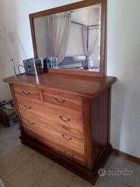 Cassettiera con specchio