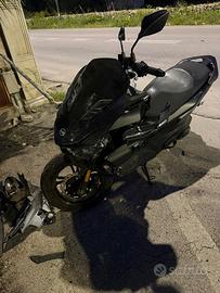 sym jet x 125 incidentato
