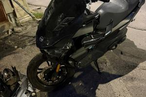 sym jet x 125 incidentato