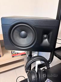 M Audio bx8 D3 + Stand