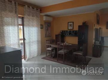 Luminoso appartamento 135mq a Santa Venerina