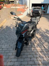 seat mo 125 nero grigio patente A1