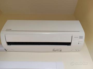 Condizionatore Mitsubishi + 2 split e telecomandi