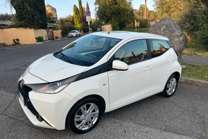 Toyota Aygo X Play full Opt perfetta