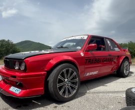 Bmw e30 v8 drift