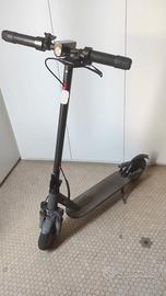 Monopattino elettrico Sixfox mod. TS07 usato
