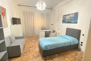 Disponibile stanza Zona ospedaliera - Napoli