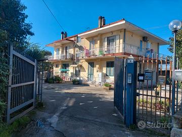 Indipendente con 6 appartamenti