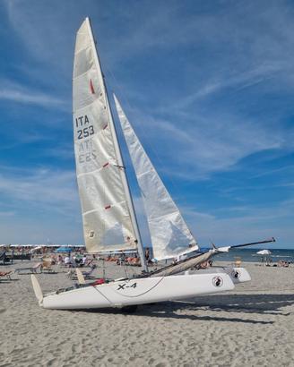Catamarano Formula 18 Bimare X4