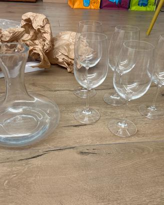 Decanter + 4 calici vino