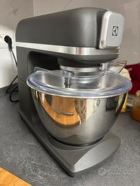 Impastatrice planetaria Electrolux