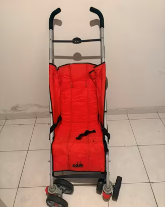 Passeggino rosso