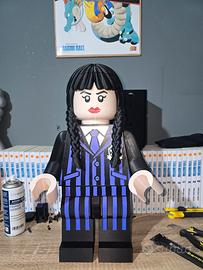 Lego Mercoledi Famiglia Adams 20cm