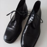 Stivaletti stringati in pelle