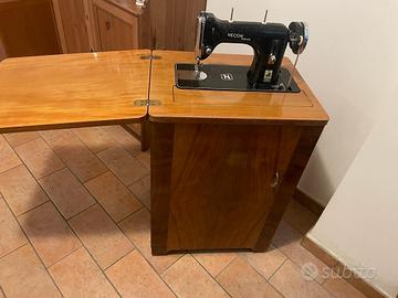 Necchi Esperia macchina da cucire