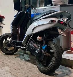 Scooter Piaggio NTT