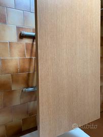 Tavolo con ruote regolabile in altezza con apert a