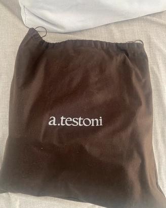 Zainetto da donna  nuovo in pelle “A.Testoni”