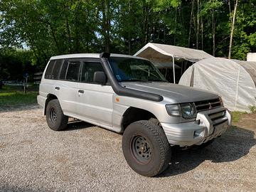 Pajero v20 2.5 GLS
