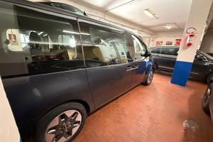 Minivan 9 posti Hyundai Staria AUTOMATICO