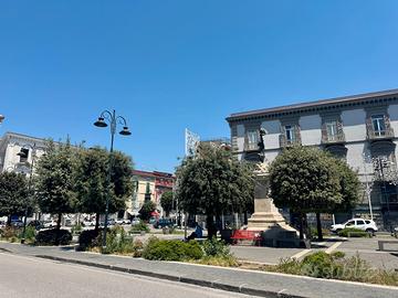 Sant'Antimo - Centrale con Posto Auto