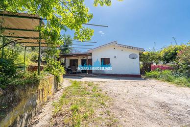 Villetta: gratteri - contrada miserini nel verde