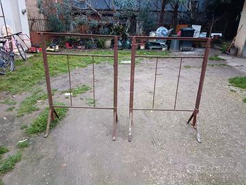 Cavalletti regolabili in metallo