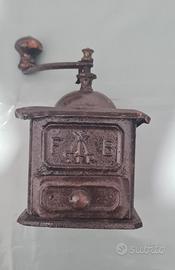 Macinacaffè tre spade in lamierino